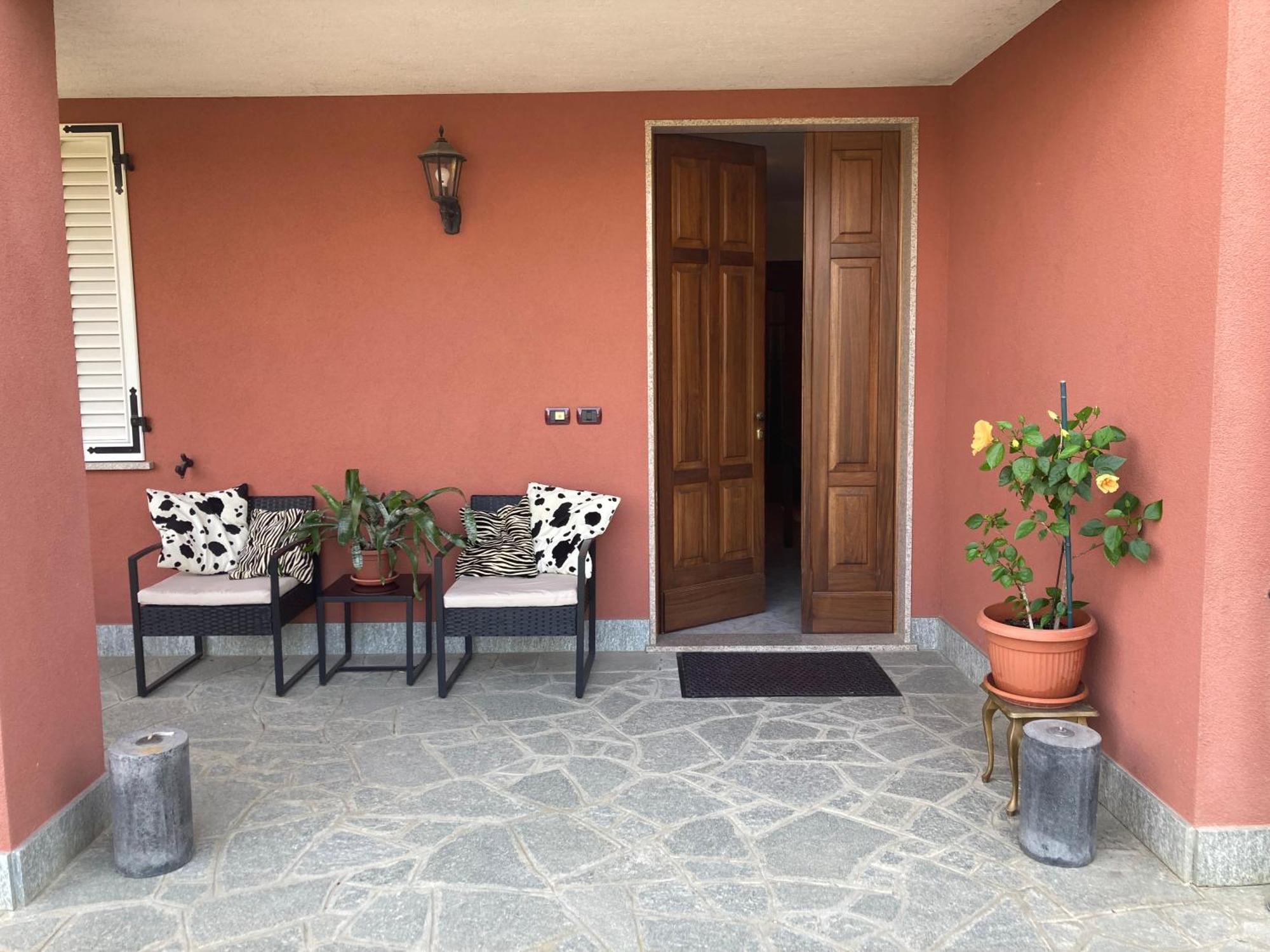 Casa Finestre Bianche Lägenhet Canelli Exteriör bild